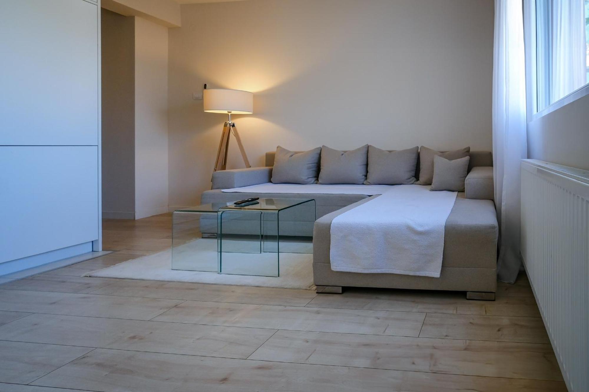 Apartment In Nis, Center! Brand-New מראה חיצוני תמונה